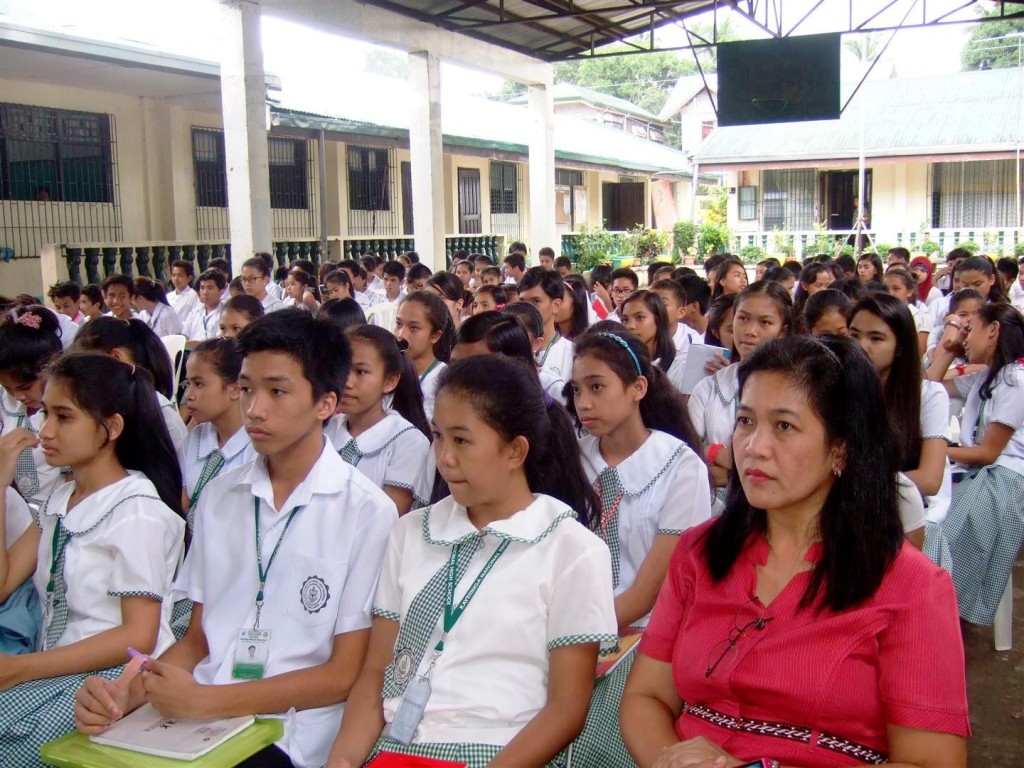 Teenage Pregnancy Forum At Kaytitinga National High School In Alfonso ...